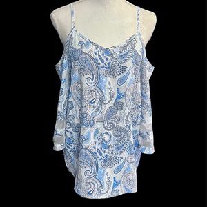 Jouica Lady’s Cold Shoulder Top in Paisley Print; Size Small NWT!
